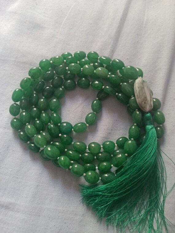 Emerald online mala beads