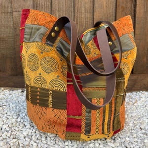 Terrakotta Bucket Umhängetasche//Patchwork Stofftasche// Strapazierfähige Shopper//Ledergriffe