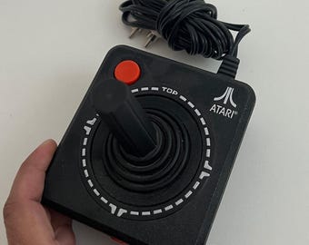 Atari TV Games Plug and Play Joystick Video Game System Jakks Pacific 2002 Black