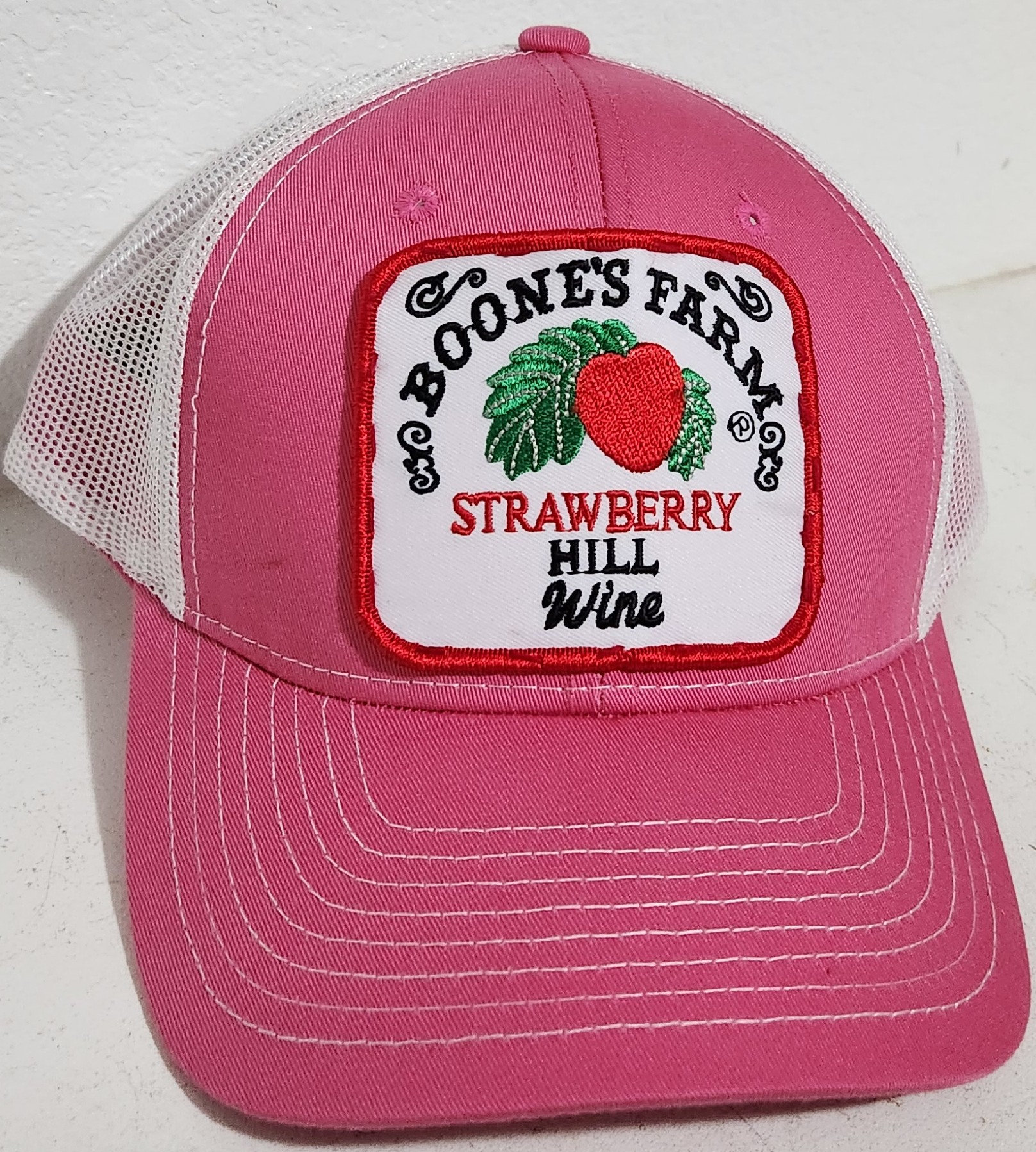 Vintage Boone's Farm Strawberry Hill Pink Trucker Hat Cap
