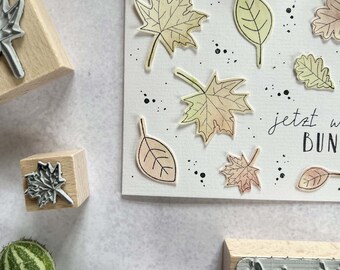 stamp maple leaf M