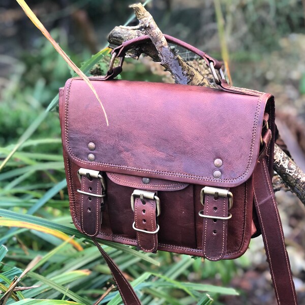 Leather satchel for ipad, traditional satchel with handle, 11”x9” brown messenger, shoulder bag for iPad, handmade leather computer  bag