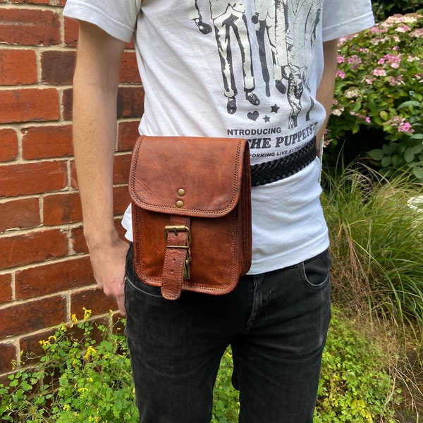 Rustic leather belt bag, real leather hip belt, smartphone belt bag, Steampunk belt bag, leather iPhone carrier, money purse, phone bag