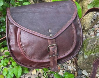 Rustic leather saddle bag, retro saddle bag, 10”x9”, back to the 70s, traditional brown saddle bag, reduced saddle bag