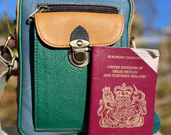 Leather travel accessory, organiser bag, repurposed sustainable leather, Fairtrade, ethically crafted, special gift for traveller