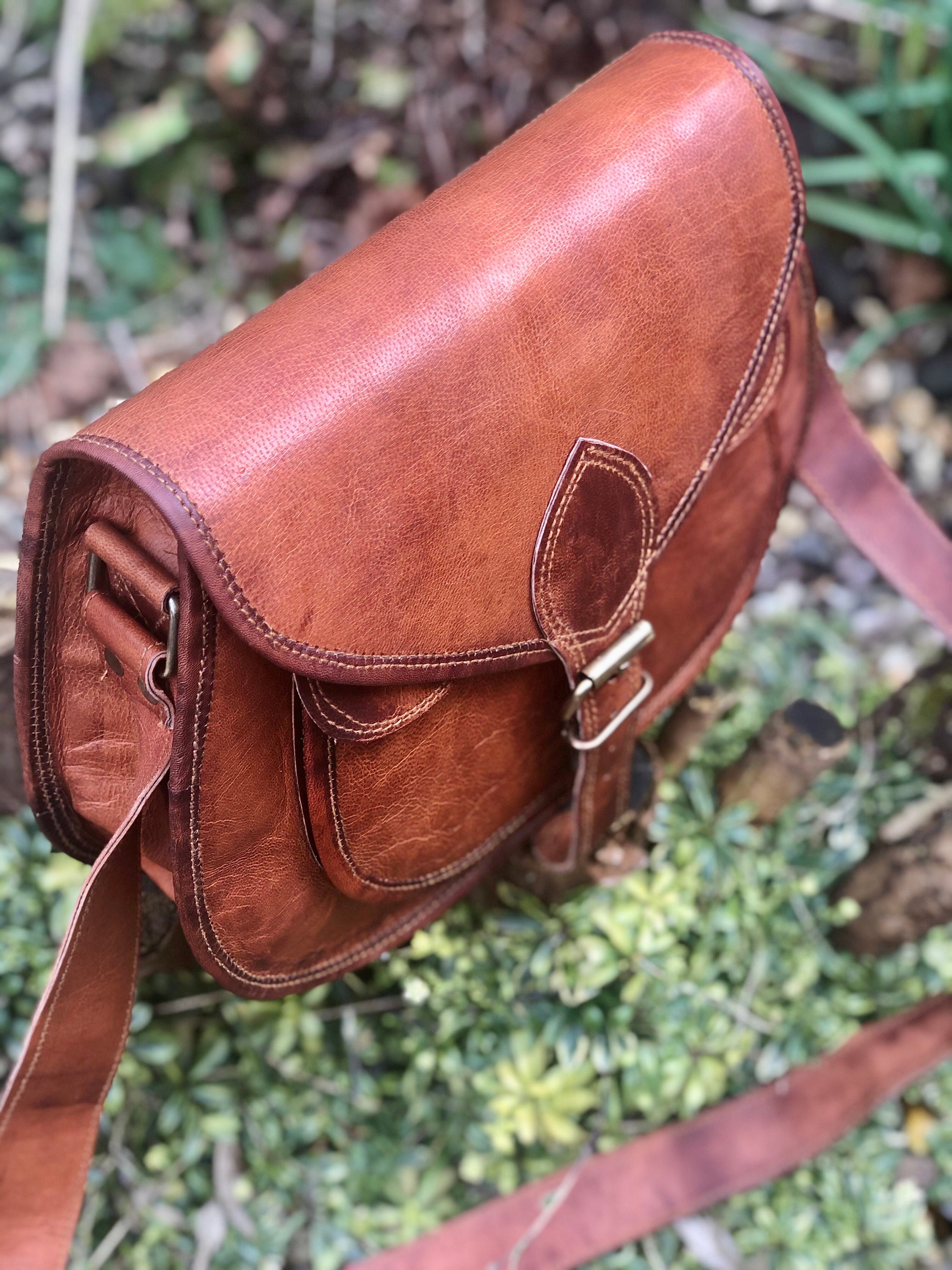 Large retrostyle leather saddle bag traditional & fabulous Etsy