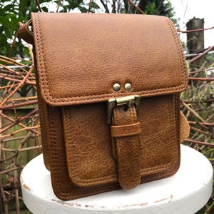 Petit sac en cuir beige, messager unisexe en cuir de buffle, photographie de rue, sac de voyage, sac à bandoulière, trousse de médicaments, sac EDC, sac de fête des pères