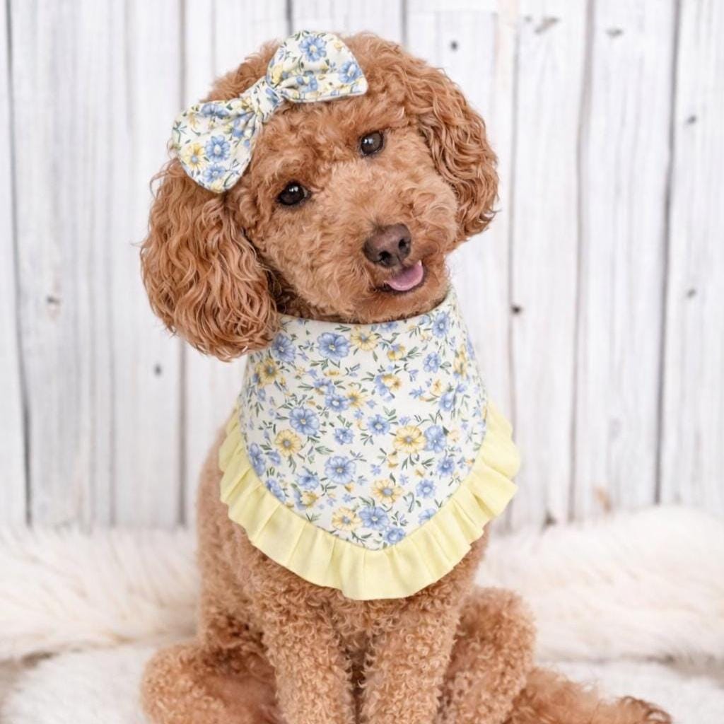 Floral Ruffled Cotton Dog Bandana, Wildflower Dog Bandana, Spring Dog Bandana, Girl Dog Bandana, Custom Puppy Bandana, Dog Mom Gift