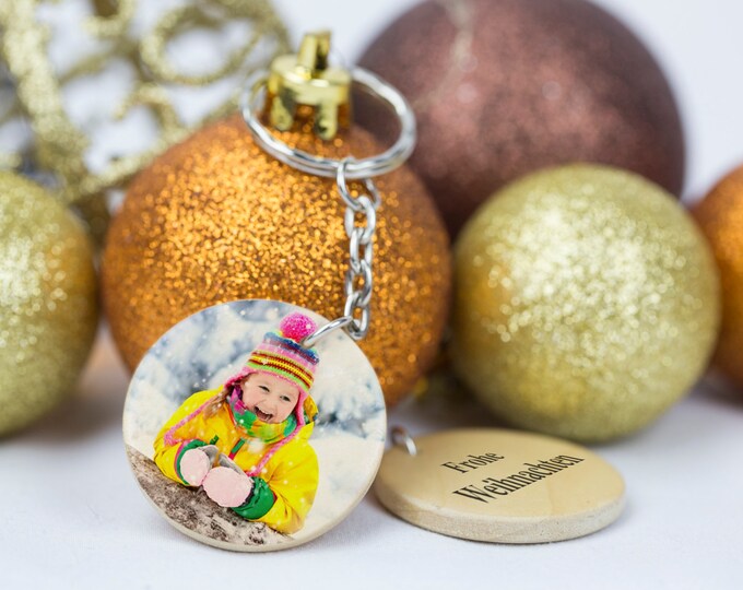 Small Christmas gift, wooden keychain, lucky charm, talisman for family, New Year's Eve, New Year's Eve, Christmas, gift idea