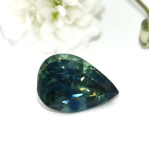 1 ct Pear Blue Green Natural Sapphire Gemstone Loose for Custom Engagement Ring