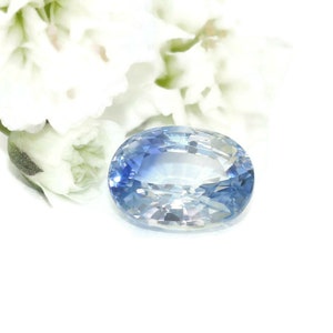 1 ct Parti White Blue Oval Sapphire Stone Loose