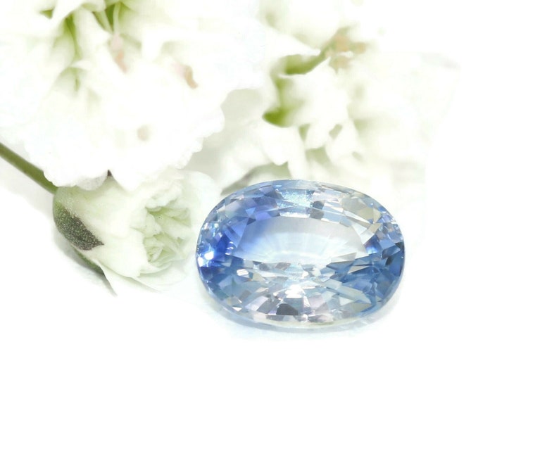 1 ct Parti White Blue Oval Sapphire Stone Loose