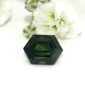 1.09 carat Rich Blue Green Hexagon Natural Sapphire Gemstone for Custom Engagement Ring