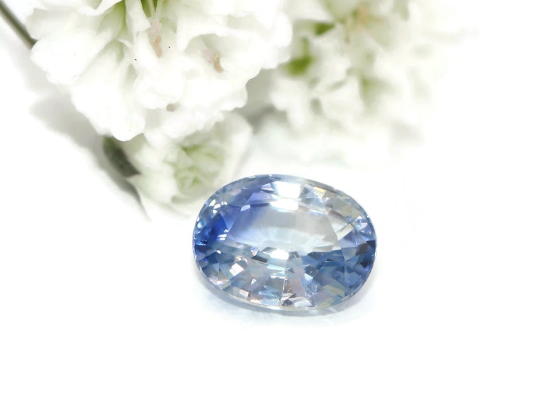 1 carat Bi color White Blue Oval Sapphire Stone Loose
