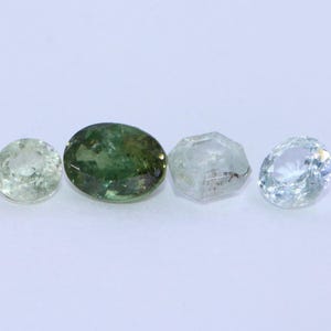 Lot of 4 Unheated Natural Montana Sapphire Gemstones 2.72 carat total, Rustic Montana Sapphire Stones Loose for custom made jewelry