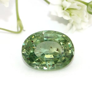 Loose 2 carat Oval Green Natural Sapphire Stone
