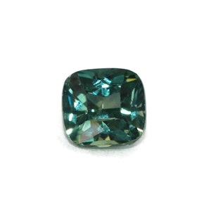 Unheated 1 carat Blue Green Natural Sapphire Gemstone Loose for Custom Fine Jewelry