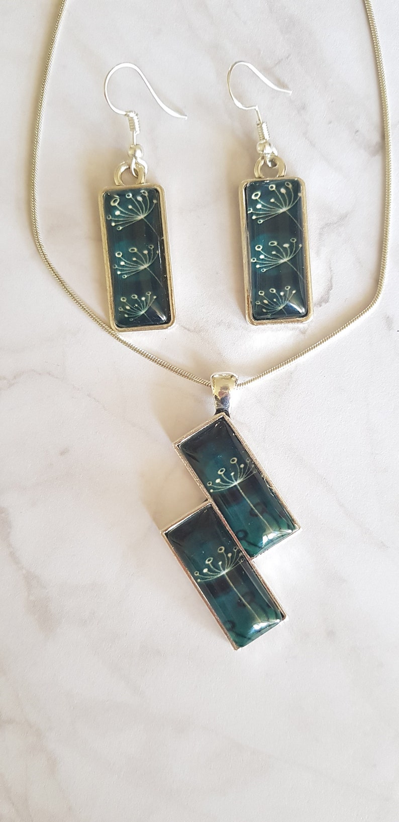 Rectangle glass jewelry pendant and earrings set