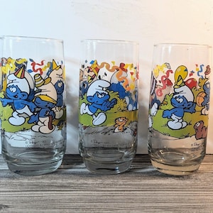 Vintage 1983 Smurfs Glasses: Collectible Tumblers, Set of 3
