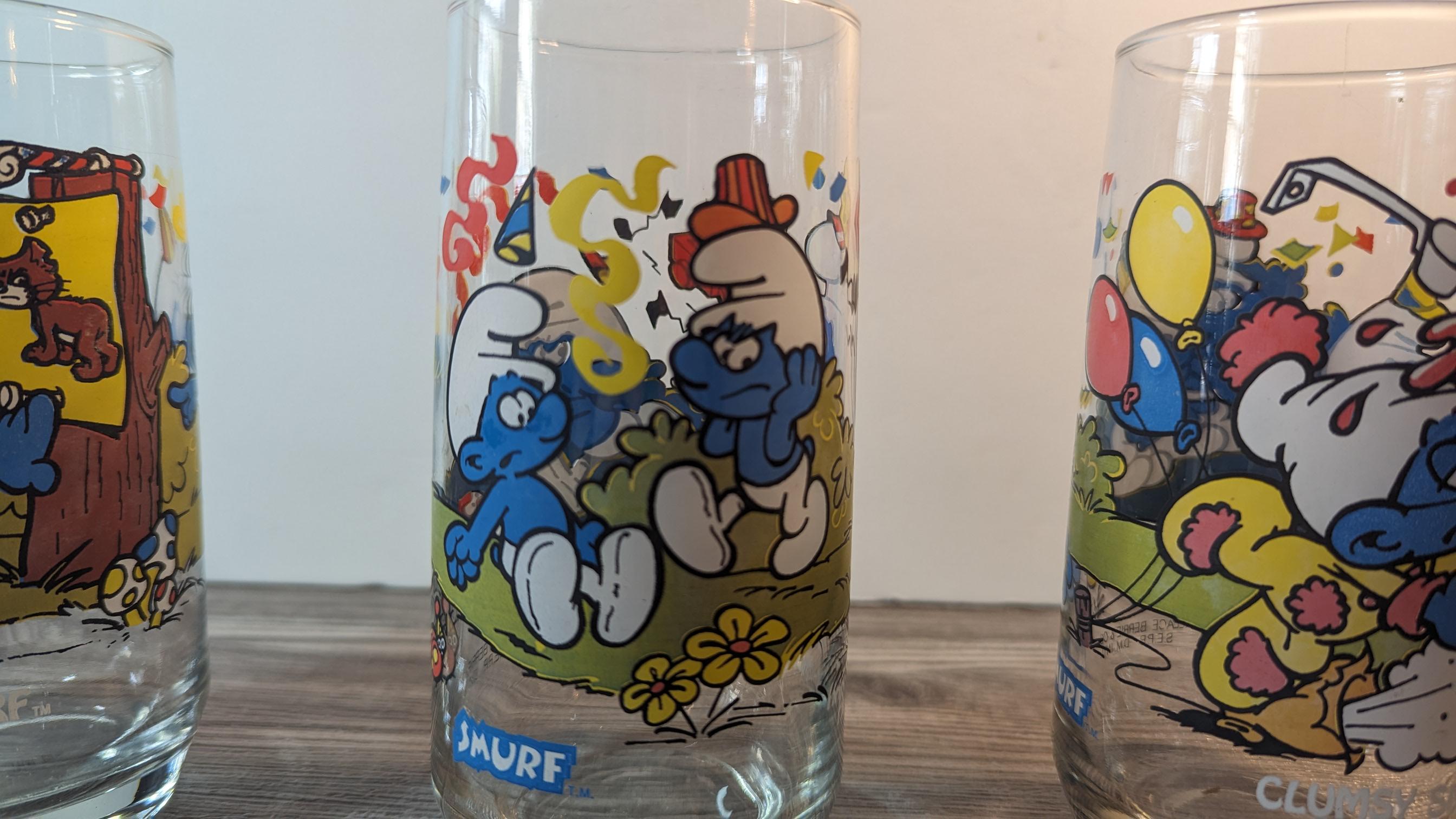 1983年製ヴィンテージ スマーフ グラス：コレクターズアイテム