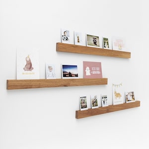Fotoleiste 60cm zum Aufhängen aus Eiche, Holz, Instax, Fotoständer, Fotogeschenk, Geschenk, Fotohalter, Kartenhalter, Wandhalter, Geburtstag