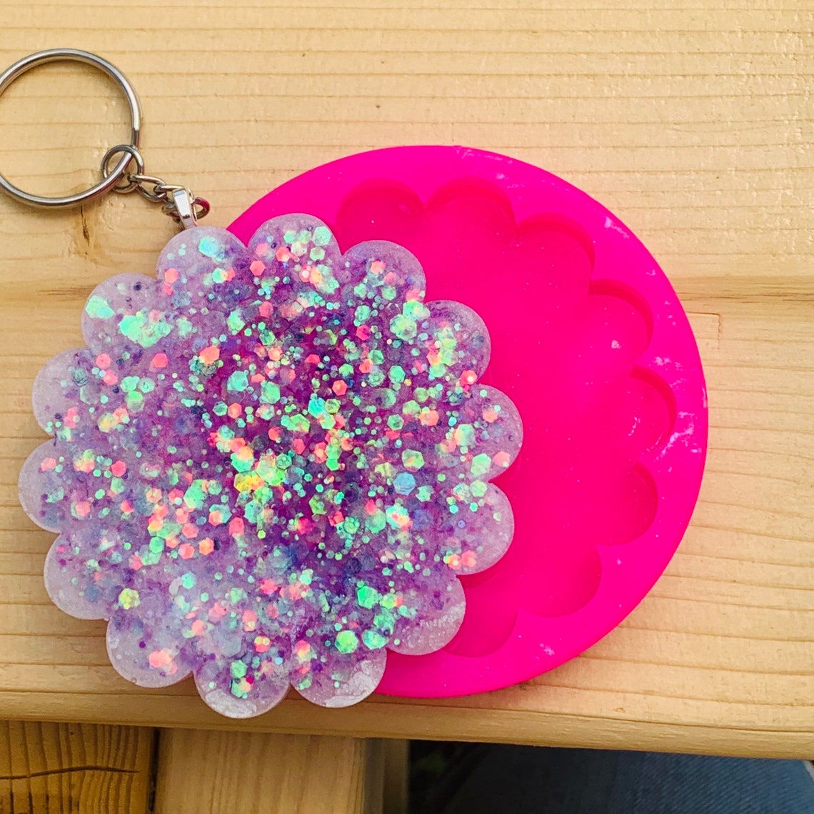 Scalloped Circle Keychain Mold Resin Mold Epoxy Resin Molds Etsy