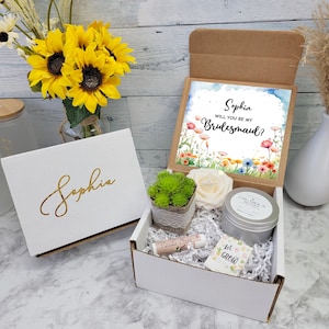 Bridesmaid Gift Box Personalized Proposal Gift Set Succulent Candle Gift for Maid of Honor Will You Be My Bridesmaid Thank You Gift Package