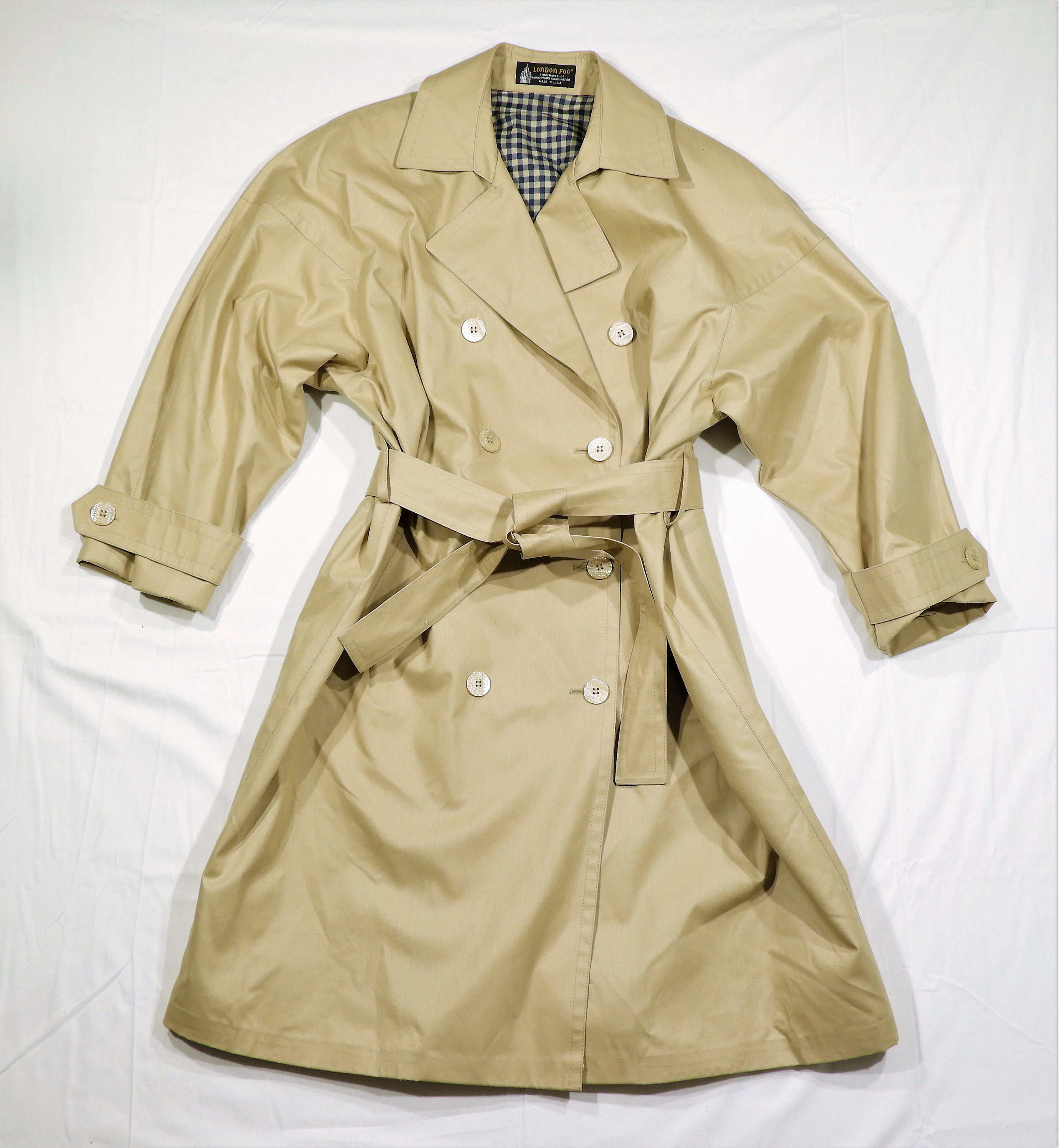 london fog yellow raincoat