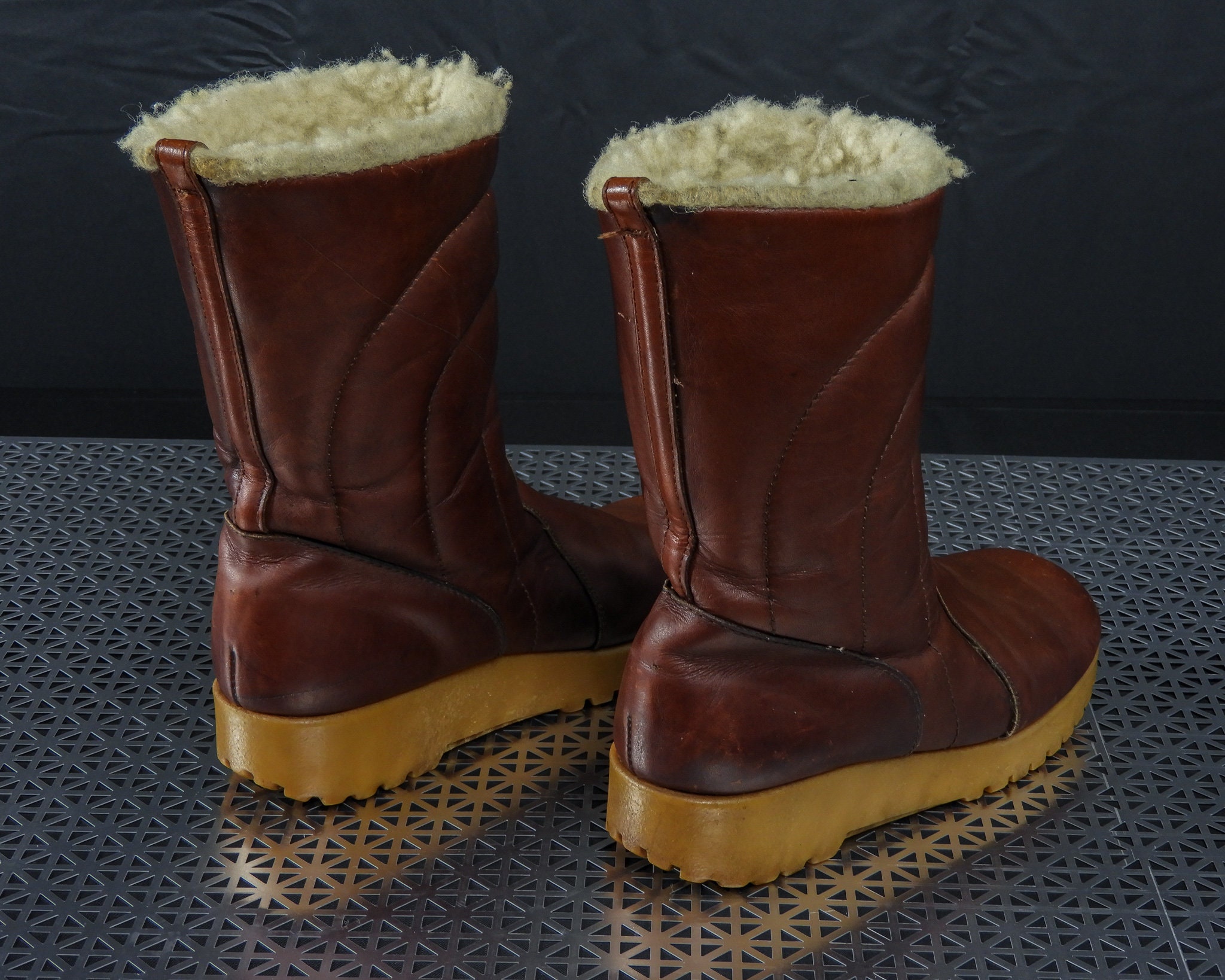 Vintage Dexter Boots, 1970s Boho, Chunky Platform, Fleece Lined, Cordovan Red, Leather Winter
