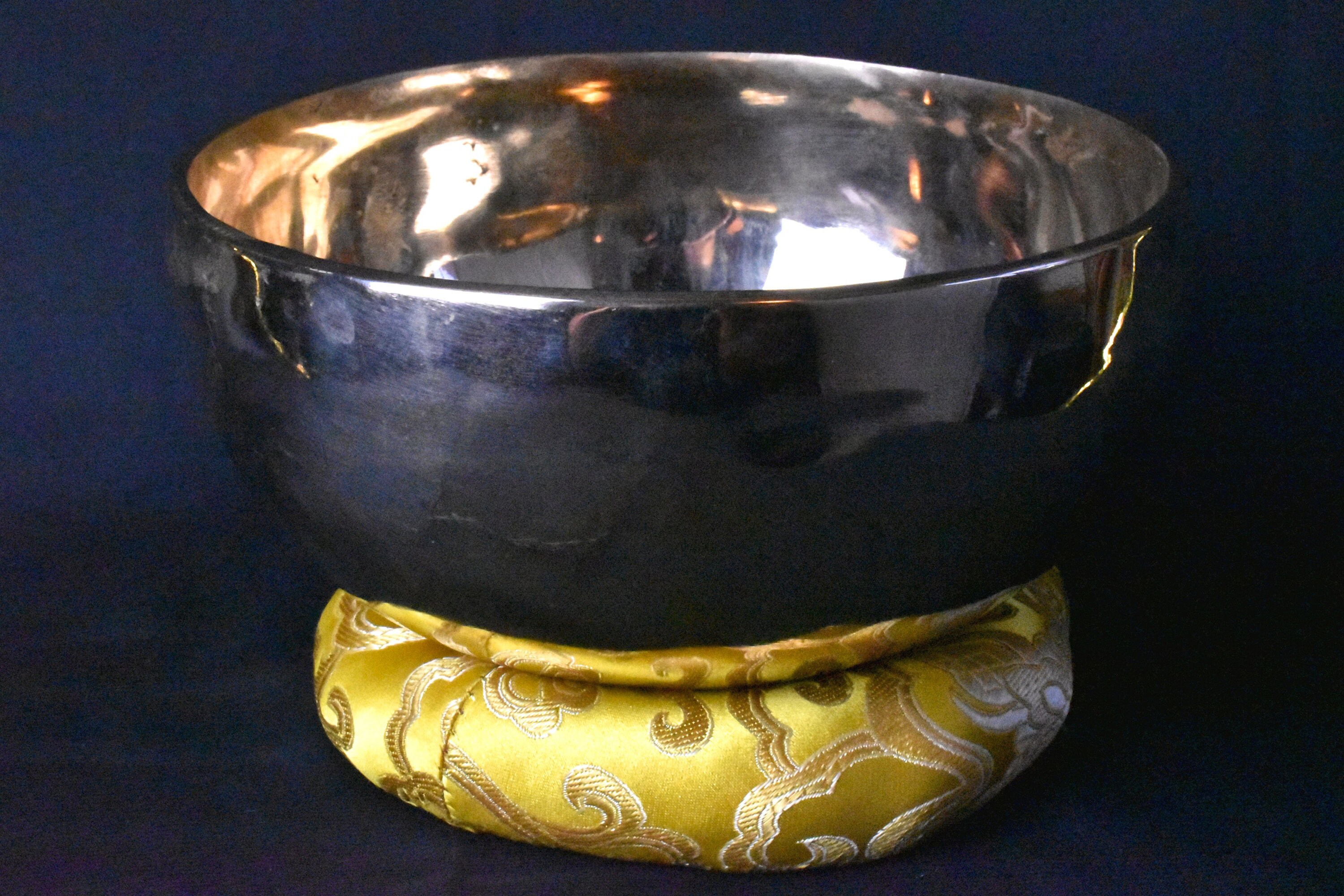 Singing bowl Bronze 18 cm 730 gr. Handmade for relaxation Etsy