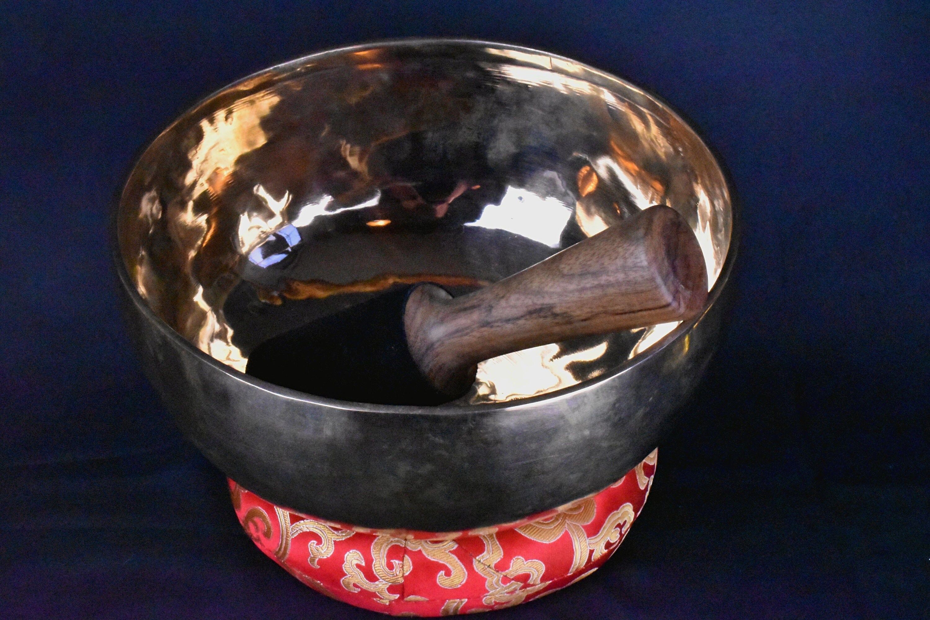 Singing bowl Bronze 18 cm 730 gr. Handmade for relaxation Etsy