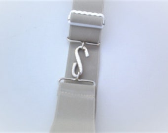 ladies snake belts cream   elastic 32 mm wide fits 24 to 34 inch waist