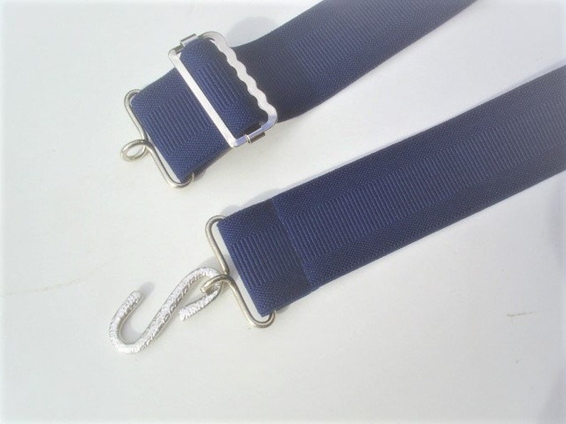 ladies wide elastic belts with snake buckle fits 24 to 34 inch waist