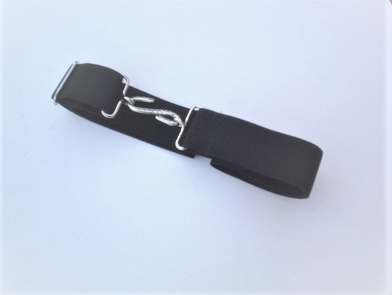 ladies snake belts black elastic 32 mm wide fits 24 to 34 inch waist