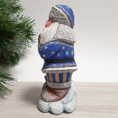 Hand Carved Santa high quality Claus Figurine with Shovel Wooden Santa Doll Russian Santa Figure Wood Carving 7 inch (18 cm)