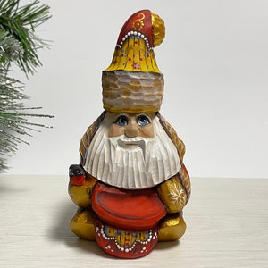 Hand carved Santa Claus figurine, wooden Santa figure, wood carving Ukrainian Christmas decor 5.6 inch (14 cm)