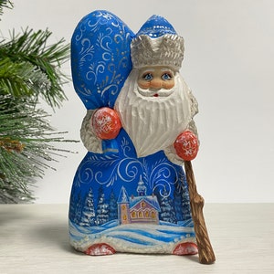 Hand carved Santa Claus figurine, wooden Santa figure, wood carving Ukrainian Christmas decor 6.2 inch (15.5 cm)