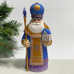 Hand carved Santa Claus figurine, wooden Santa figure, wood carving Ukrainian Christmas decor 9.4 inch (23.5 cm)