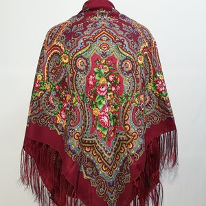 Bufanda Babushka con flecos, chal de piano ucraniano, bufanda cuadrada eslava, tejido floral popular