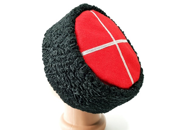 Cossack hat Kubanka Papakha, winter hat Soviet uniform, astrakhan karakul hat