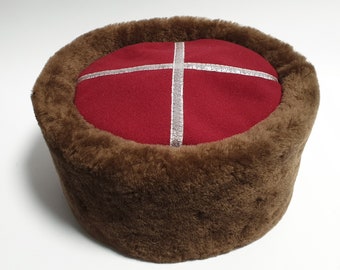 Wintermütze Kubanka Papakha, Kosakenhut Sowjetuniform, Schaffellhut