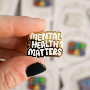 Mental Health Matters Enamel Pin For Backpacks - Social Worker Pin For Lanyard - Cute Teacher Pins For Mental Health Awareness Month