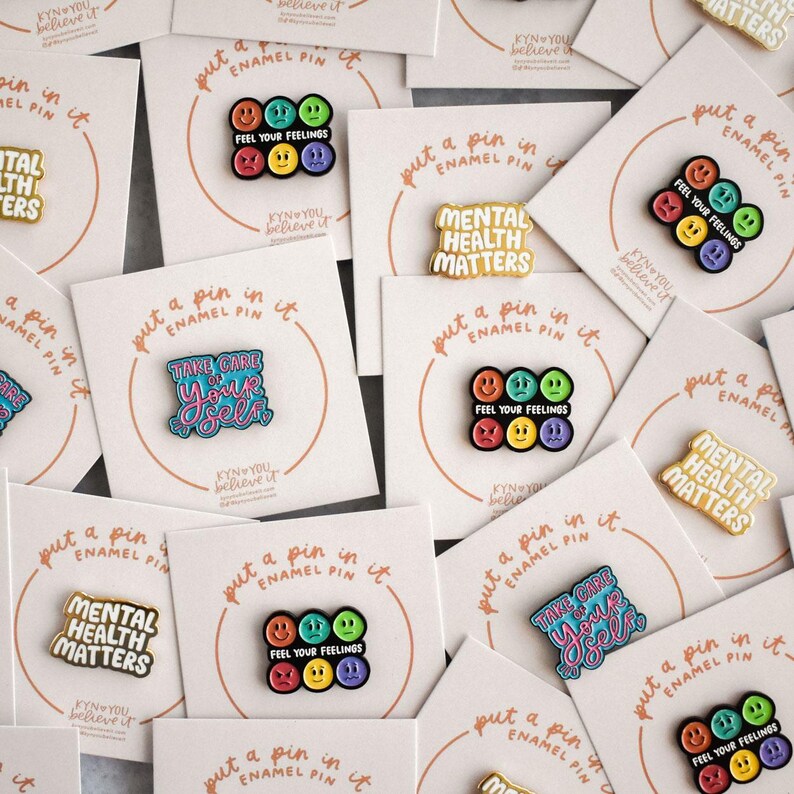 Mental Health Matters Enamel Pin For Backpacks - Social Worker Pin For Lanyard -Cute Teacher Pins For Mental Health Awareness-Psychology Pin immagine 5