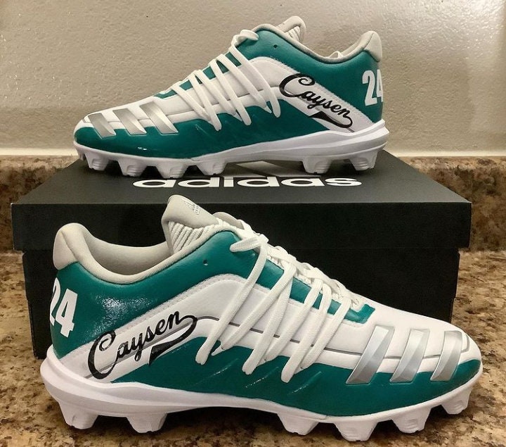 customize own cleats