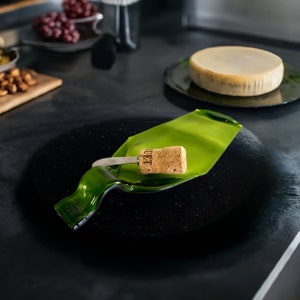 Melted Wine Bottle in Plate Shape