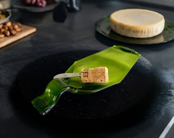 Melted Wine Bottle in Plate Shape