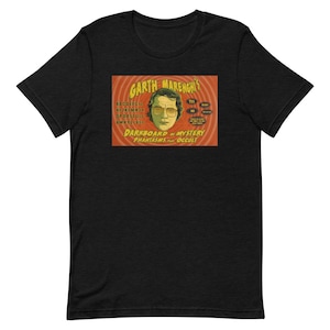 Garth Marenghi es Darkshirt Kurzärmeliges Unisex T-Shirt