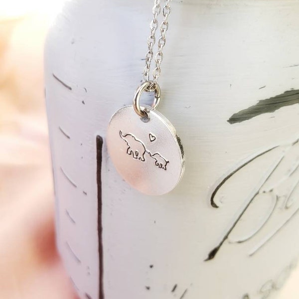 mama and baby elephant necklace for new mom-new baby gift-expecting, expectant mother gift-elephant lovers necklace-personalized mother gift