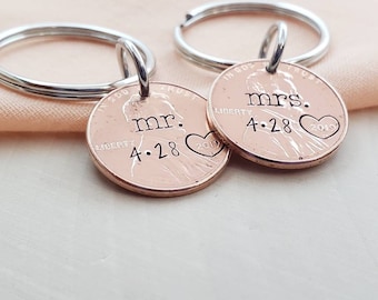 Mr and Mrs penny keychain set-newlywed couple keychain set gift-anniversary keychain set-matching couples penny keychains-custom date gift