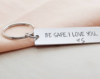 Be safe I love you keychain-be safe I love you keychain with custom initial-custom keychain for gift-gift for boyfriend/girlfriend